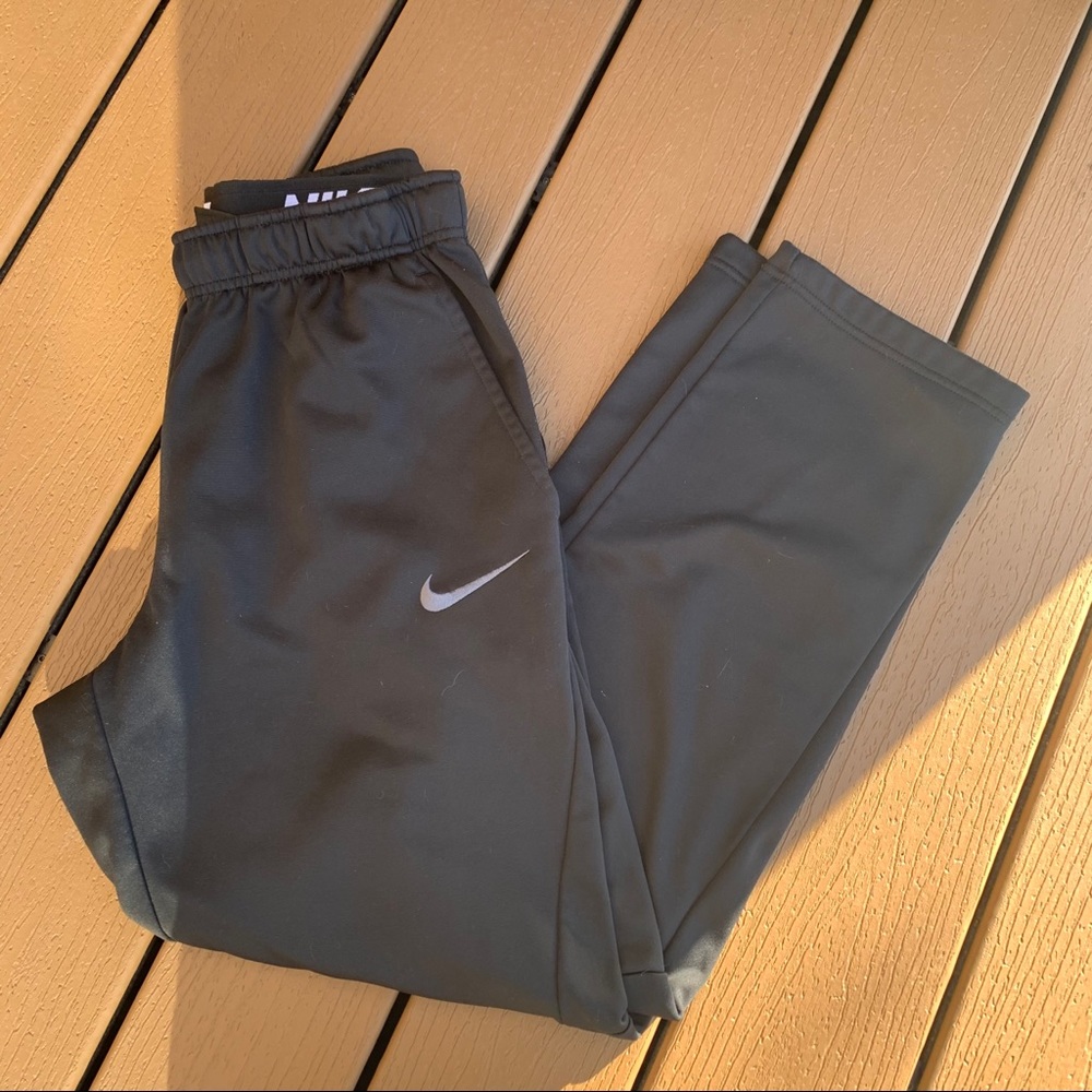 Nike Men’s Therma Fleece Sweatpants - Small